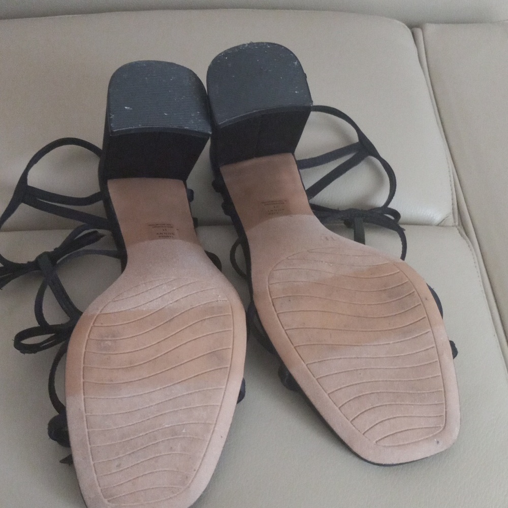Limelight Black Bow Strappy Block Heel Sandals Size 11 - Picture 15 of 16